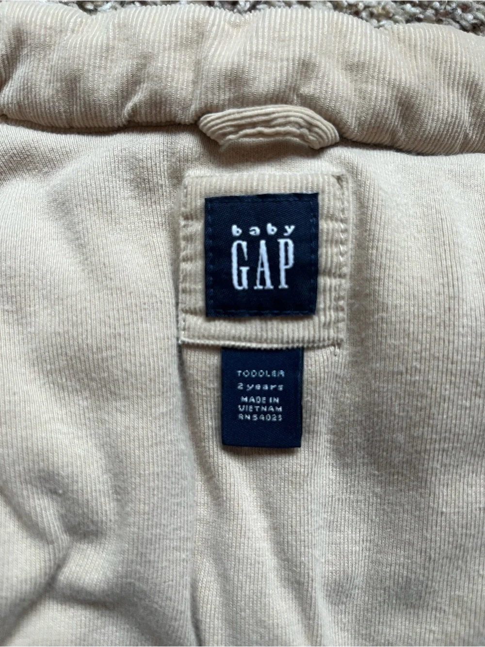 BabyGap corduroy puffer vest - 2T, Y2K